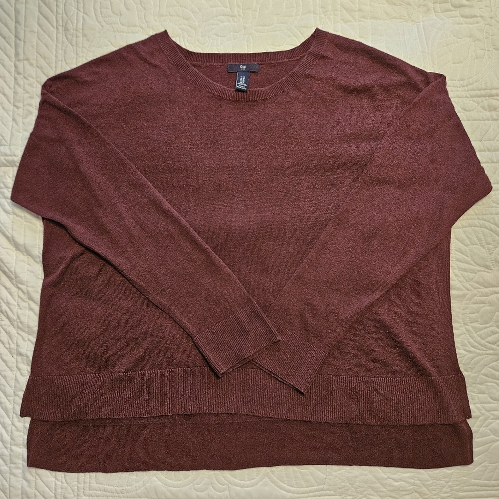 GENTLY USED Burgundy GAP Light Sweater Size XL